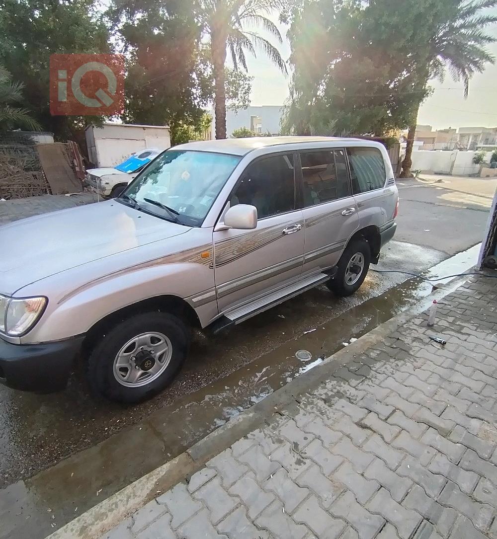 تويوتا لاندكروزر